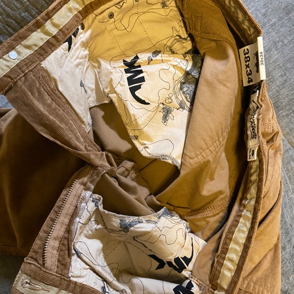 Mountain Khakis Men’s Canyon Cord Pants - Picture 8 of 10